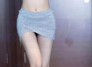 秀人网 – 伊一Moon美腿图集：你的眼睛会被吸引，但是你的脊背会发凉！