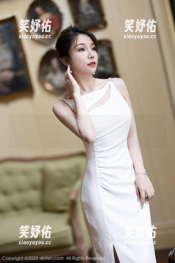 秀人网-卓君Jeanes 秀人网 - 卓君Jeanes的图像扑克牌:翻开每一张,谁说少女只能单调。