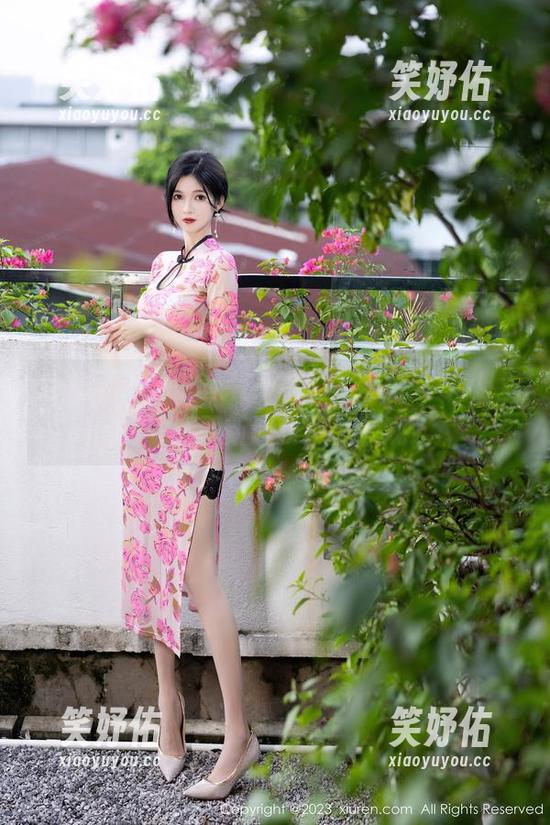 秀人网-夏诗雯Sally 秀人网 - 谁说套装不出彩?夏诗雯Sally的写真更新让我彻底改观!