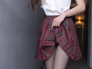 秀人网 – 安然maleah和她的睡衣：美图不怕无聊，只怕一眼看过去