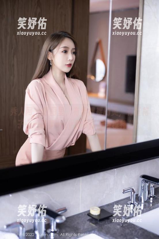 秀人网-晓梦may 秀人网 - 原图里,有赤裸裸的美,有红裙子——晓梦may竟然打算当模特儿?