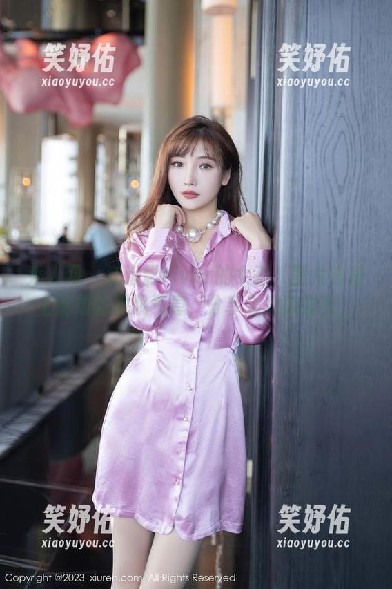 秀人网-江淑影river 秀人网 - 江淑影river的女孩:图片银幕上绽放的朦胧气息,分享随意的时光。