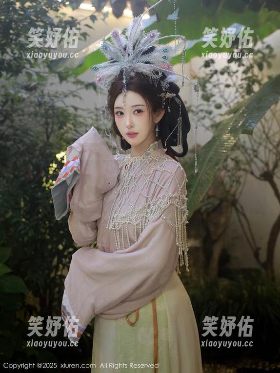 秀人网-赵惟依coco 秀人网 - 图片背后是赵惟依coco的毛衣魔法,这是真有爱的作品!