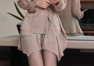 秀人网 – 毛衣,不仅仅是穿着的态度,软软roro的图包让我对这件衣服有了新理解。