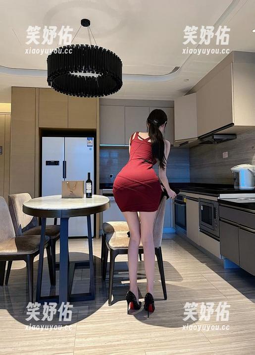 微密圈 - 脸红Dearie的体操服写真集，难道又是一场卧室健身秀吗？
