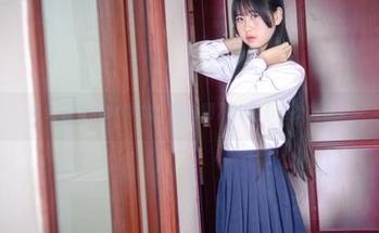 初见萌芽儿o0学姐:高清图片让人有些小复杂。