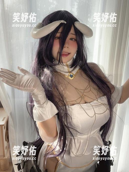 葱油饼er 微密圈 - 混搭万千:当葱油饼er遇上女王写真,这图册要怎么翻?