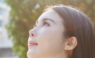 蜜桃社 – 难道初月就是为了打破职场套路而生的？这职业装资源，我已经想要列出清单了。
