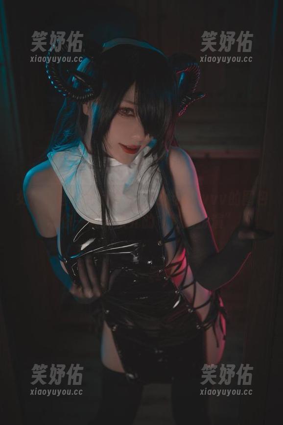女仆版宫本武藏合集，起起子vvvv的图包带你一窥异次元的“角色扮演”