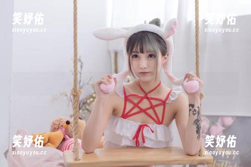 铁板烧鬼舞w 错位的铁板烧鬼舞w全套图集,吊带玩得花样多