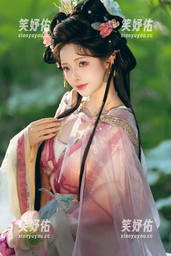 雯妹不讲道理 看雯妹不讲道理如何驾驭旗袍:原图在此,图集也不容错过!