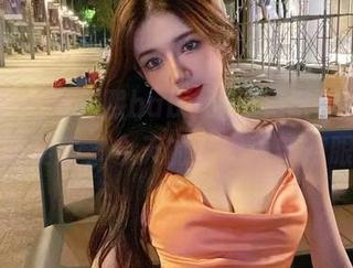 微密圈 – 黎允熙baby让你见识反差学妹的新姿势，今天的套图更新辣眼！